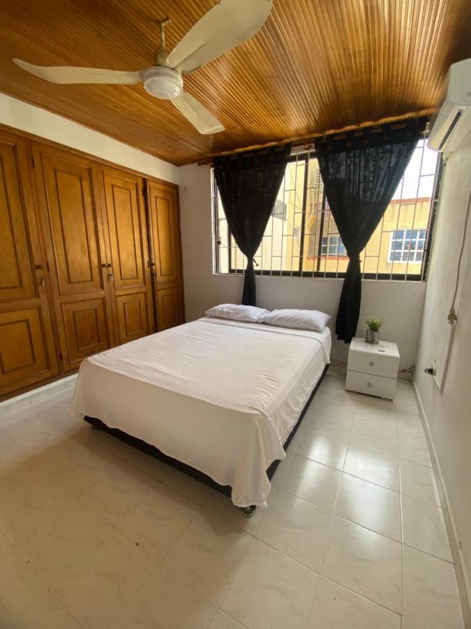 Habitaciones Cerca Al Aeropuerto 2 Cartagena Exterior photo